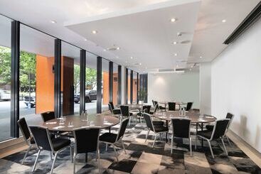 هتل Mercure Melbourne Southbank