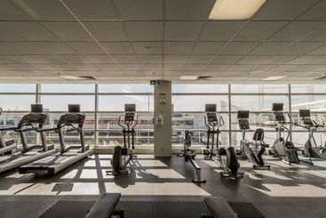 هتل Parkroyal Melbourne Airport