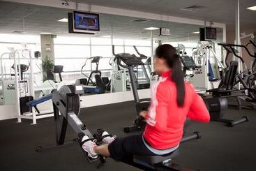 هتل Parkroyal Melbourne Airport
