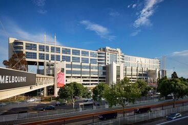هتل Parkroyal Melbourne Airport