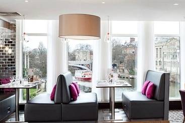 Radisson Hotel York