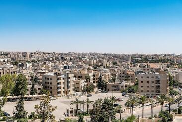 هتل Sheraton Amman Al Nabil