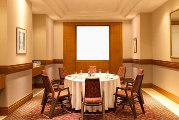 هتل Sheraton Amman Al Nabil