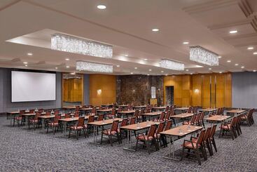 هتل Sheraton Amman Al Nabil