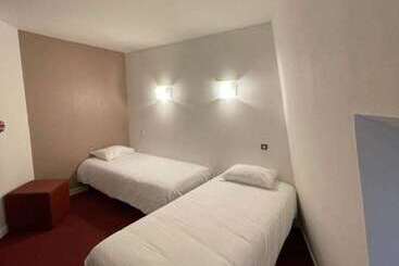 Brit Hotel Le Lion D Or Chinon