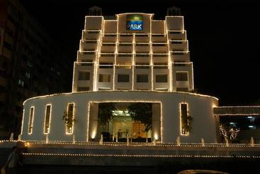 هتل The Park Chennai