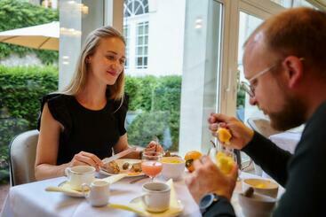 Dukes  Arches Brugge   By Dukes  Hotel Collection