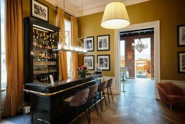 Dukes  Arches Brugge   By Dukes  Hotel Collection