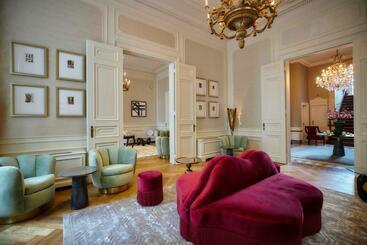Dukes  Arches Brugge   By Dukes  Hotel Collection