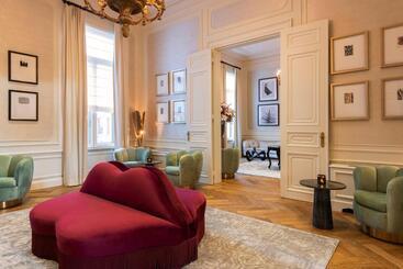 Dukes  Arches Brugge   By Dukes  Hotel Collection