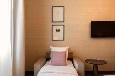 Dukes  Arches Brugge   By Dukes  Hotel Collection