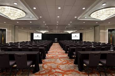 בית מלון כפרי The Whitehall Houston