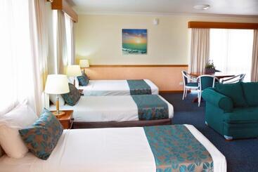 هتل White Lace Motor Inn