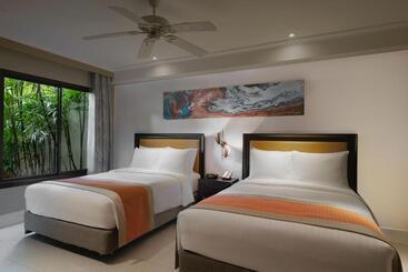 Jw Marriott Phuket Resort & Spa
