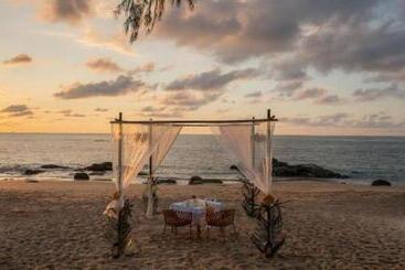 Khaolak Wanaburee Resort   Sha Extra Plus