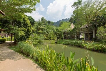 Khaolak Wanaburee Resort   Sha Extra Plus