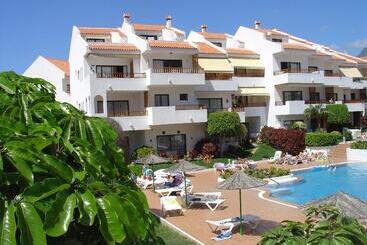 Apartamentos Hg Cristian Sur