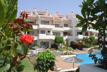Apartamentos Hg Cristian Sur
