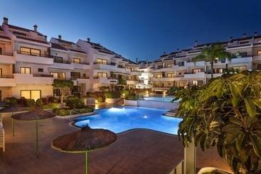 Apartamentos Hg Cristian Sur