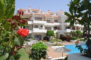 Apartamentos Hg Cristian Sur