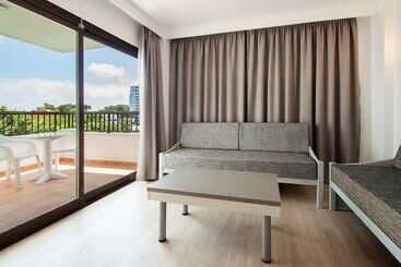 Apartamentos Sol Y Vera
