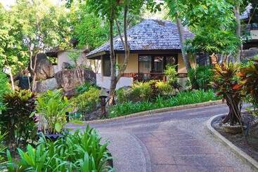 Baan Hin Sai Resort & Spa