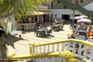 Caleta Garden