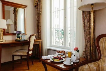 Grand Hotel Emerald