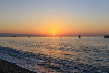 ホテル Albatros Beach