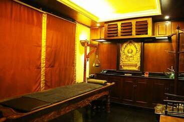 هتل Anandha Inn Convention Centre And Suites