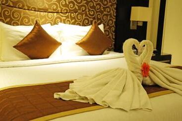 هتل Anandha Inn Convention Centre And Suites
