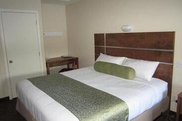 هتل Clearwater Lodge