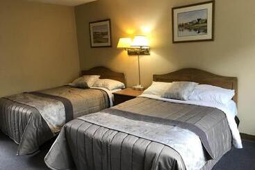 هتل Coastal Inn   Kingfisher
