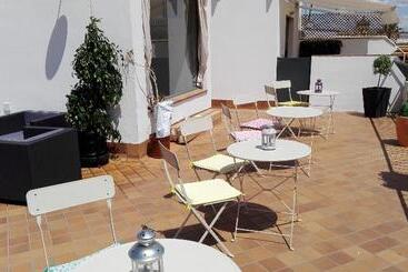 Basic Hotel Doña Manuela