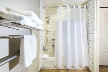 هتل Doubletree Resort By Hilton Grand Key   Key West