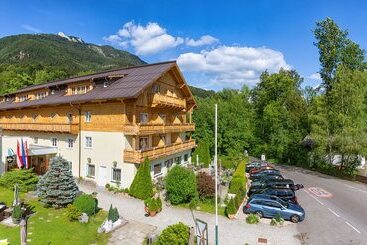 هتل Forsterhof Lebe Pur, Genieße Den Tag
