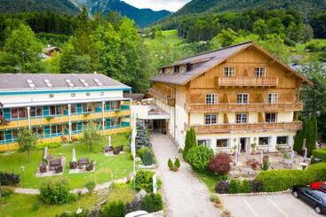 هتل Forsterhof Lebe Pur, Genieße Den Tag
