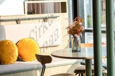 هتل Bjørvika Apartments Sirkus Renaa