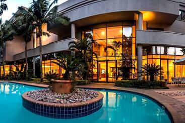 Hotel Garden Court Hatfield