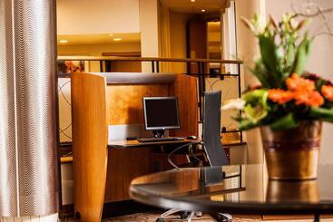 Hotel Garden Court Hatfield