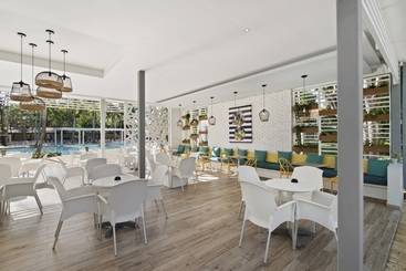 Wyndham Alltra Samana All Inclusive Resort