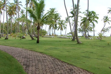 Wyndham Alltra Samana All Inclusive Resort