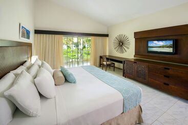 Wyndham Alltra Samana All Inclusive Resort