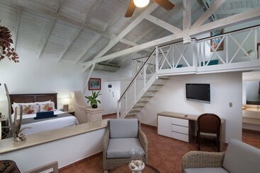 Wyndham Alltra Samana All Inclusive Resort