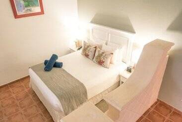 Wyndham Alltra Samana All Inclusive Resort