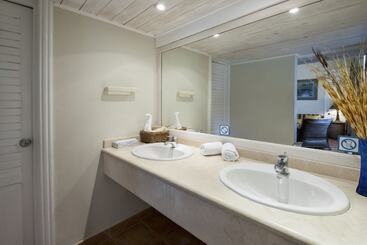 Wyndham Alltra Samana All Inclusive Resort