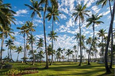 Wyndham Alltra Samana All Inclusive Resort