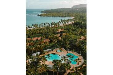 Wyndham Alltra Samana All Inclusive Resort