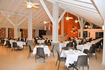 Wyndham Alltra Samana All Inclusive Resort