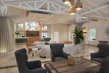 Wyndham Alltra Samana All Inclusive Resort